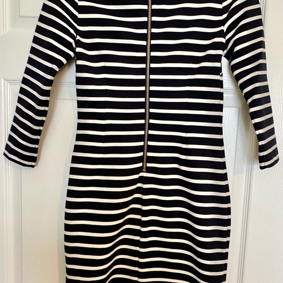 🔥MICHAEL KORS Stripe Dress🔥Size: XS - Picture 7 of 12